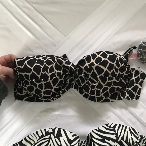 Victoria Secret bathing suit tops - Picture 2 of 3